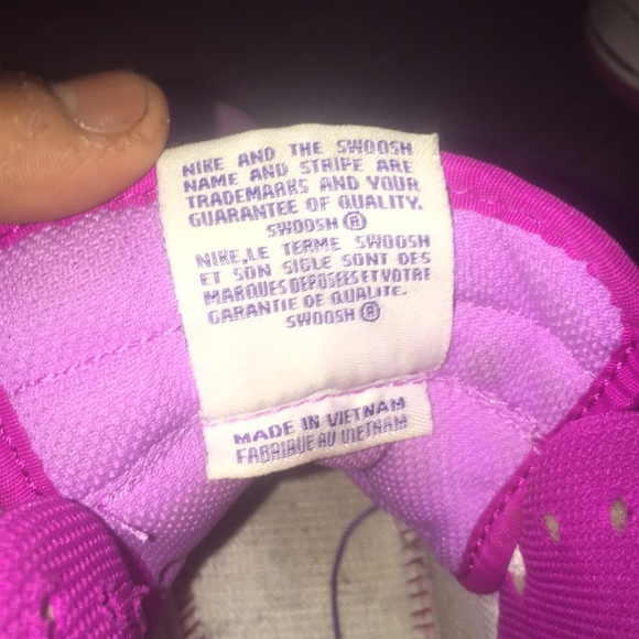 Pink and white Jordan1s - Picture 4 of 6